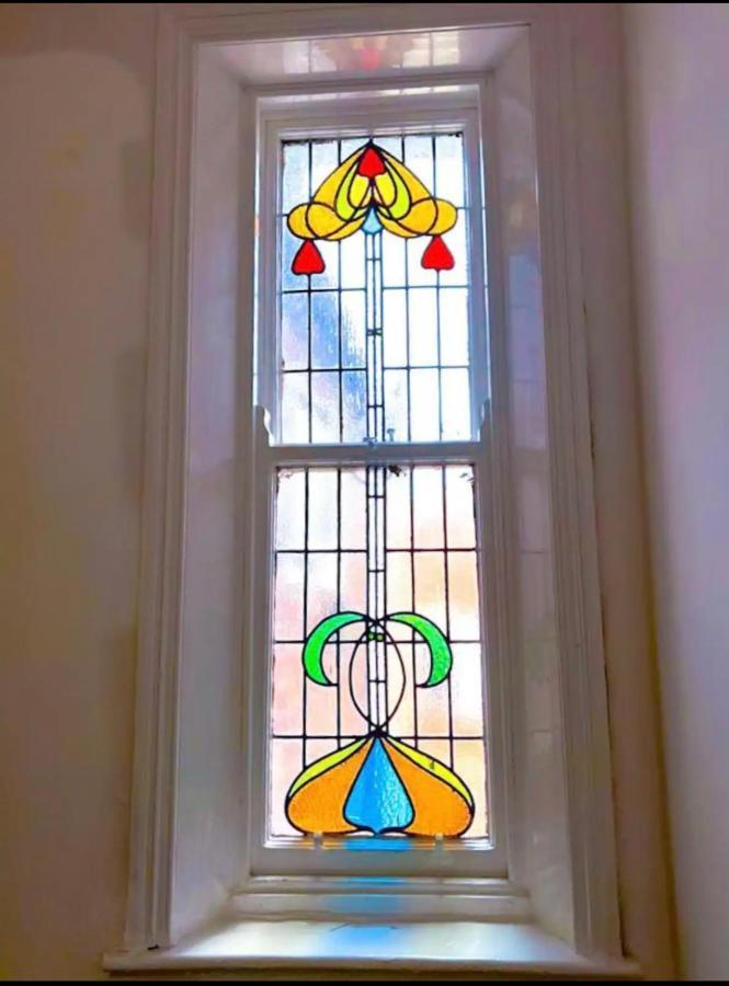 Lovely 1-Bedroom Apartment, Free Street Parking Newcastle upon Tyne Eksteriør billede